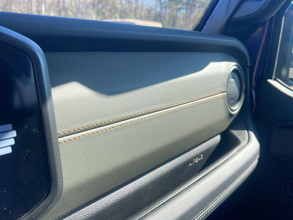 new 2026 Jeep Gladiator car, priced at $62,305