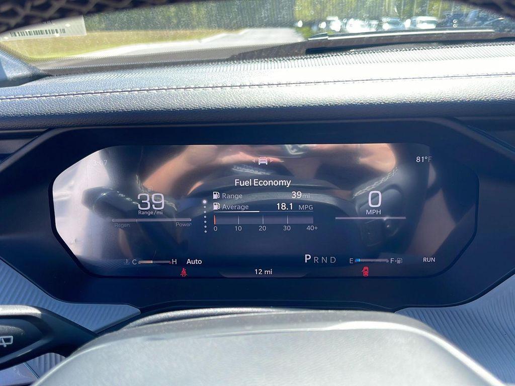 new 2026 Jeep Cherokee car, priced at $38,221