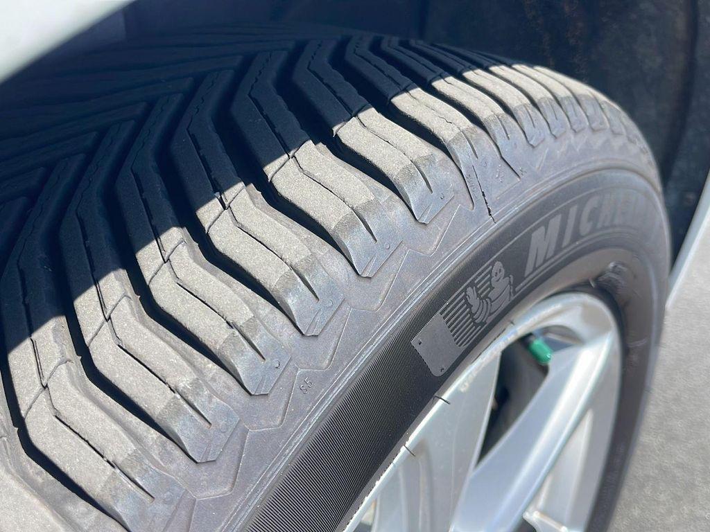 used 2021 Volvo XC90 car, priced at $27,698