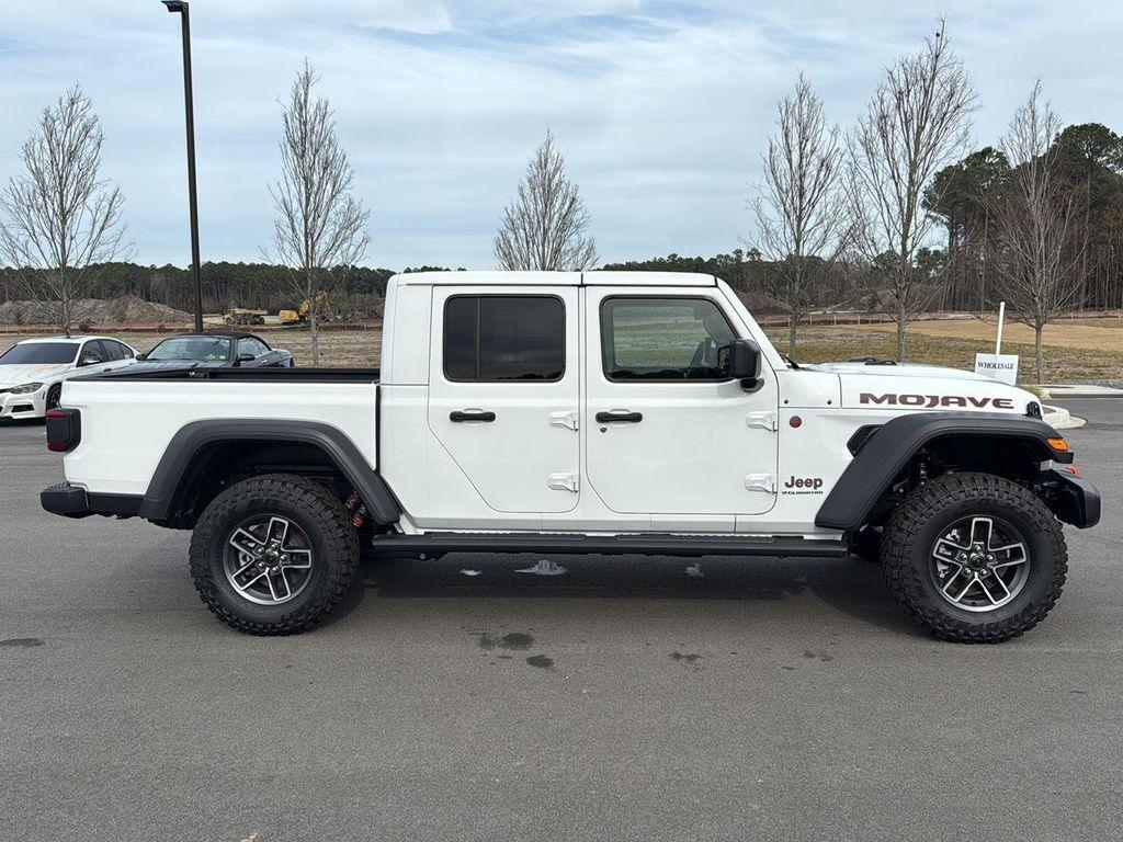 new 2025 Jeep Gladiator car, priced at $52,340