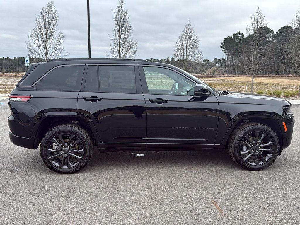 new 2026 Jeep Grand Cherokee car, priced at $53,305