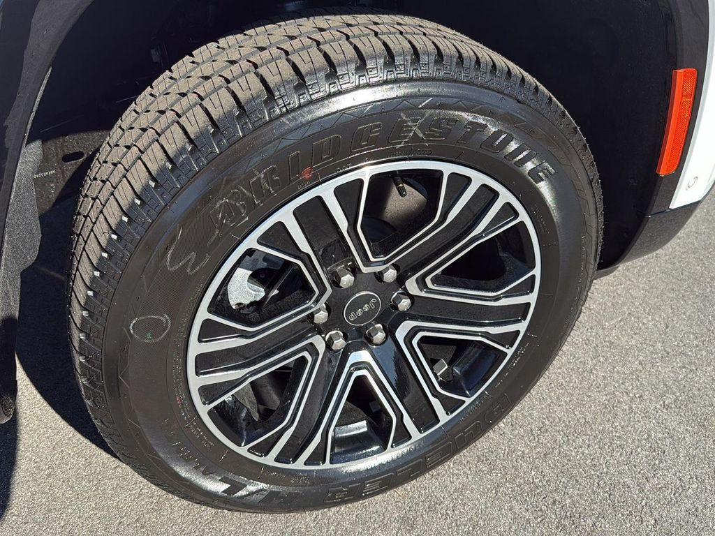 new 2026 Jeep Grand Wagoneer car, priced at $68,055