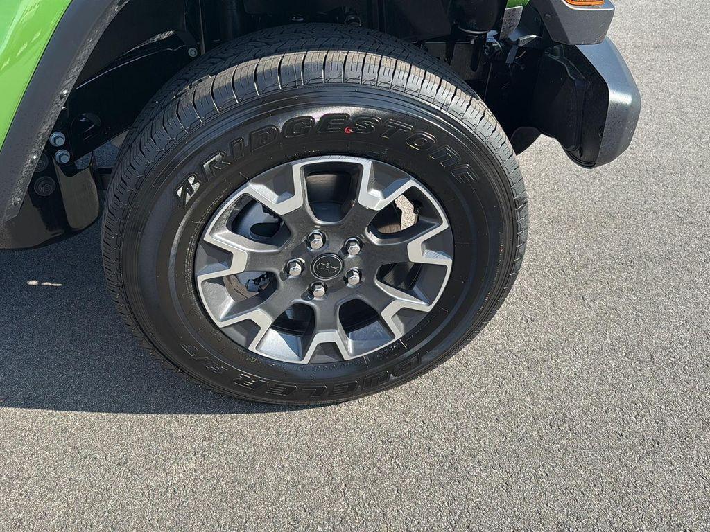 new 2026 Jeep Gladiator car, priced at $51,030