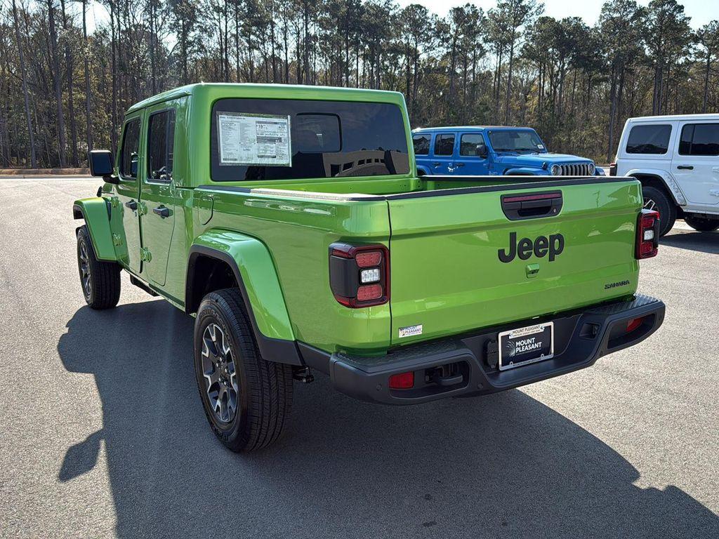 new 2026 Jeep Gladiator car, priced at $51,030
