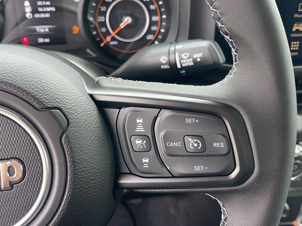 new 2026 Jeep Gladiator car, priced at $43,744