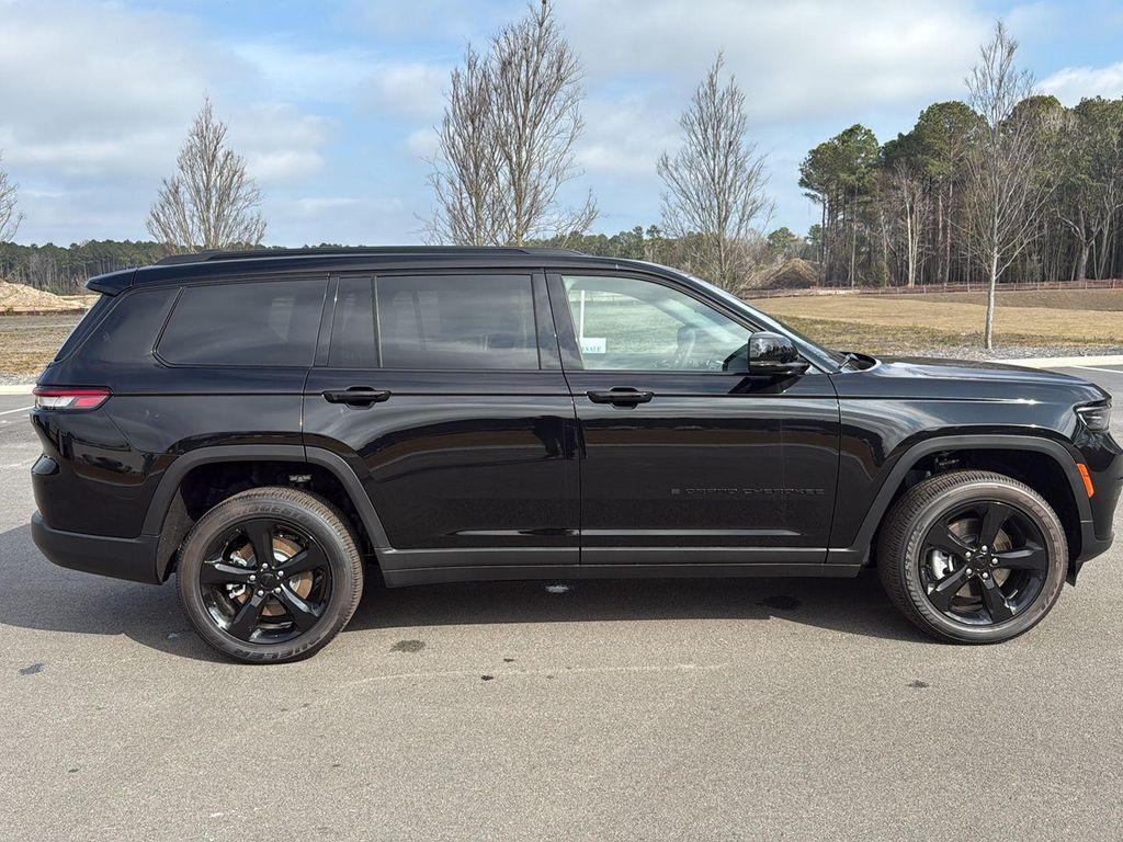 new 2025 Jeep Grand Cherokee L car, priced at $41,875