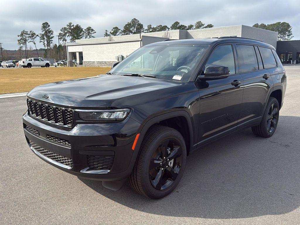 new 2025 Jeep Grand Cherokee L car, priced at $41,875
