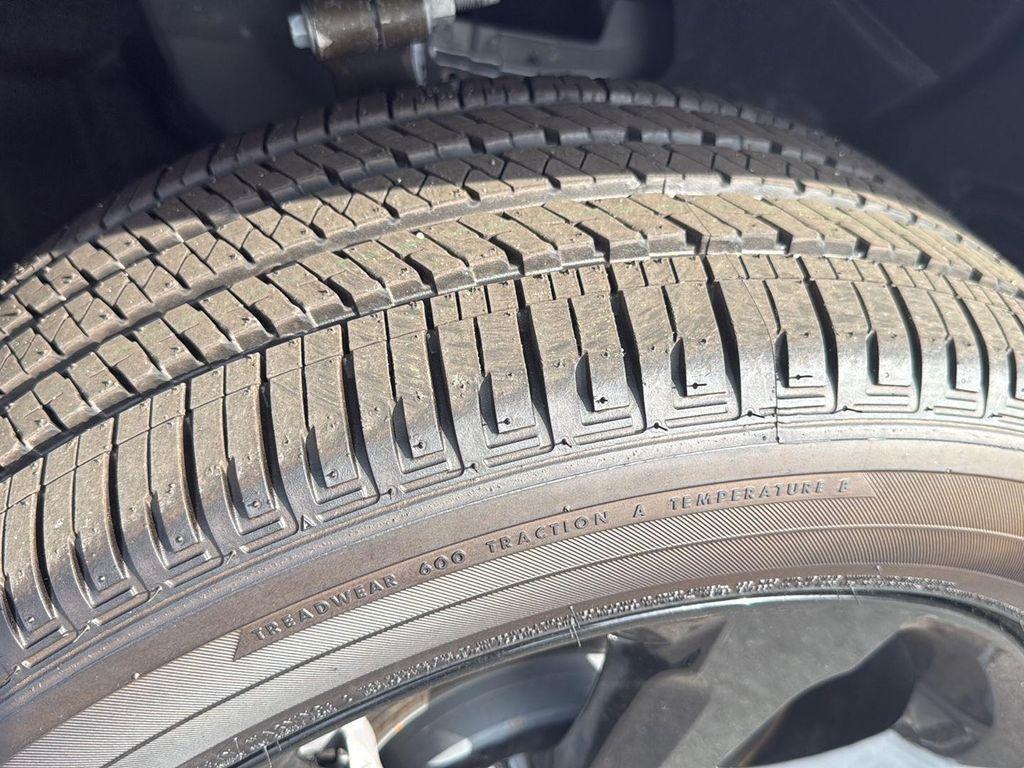 new 2025 Jeep Grand Cherokee L car, priced at $41,875