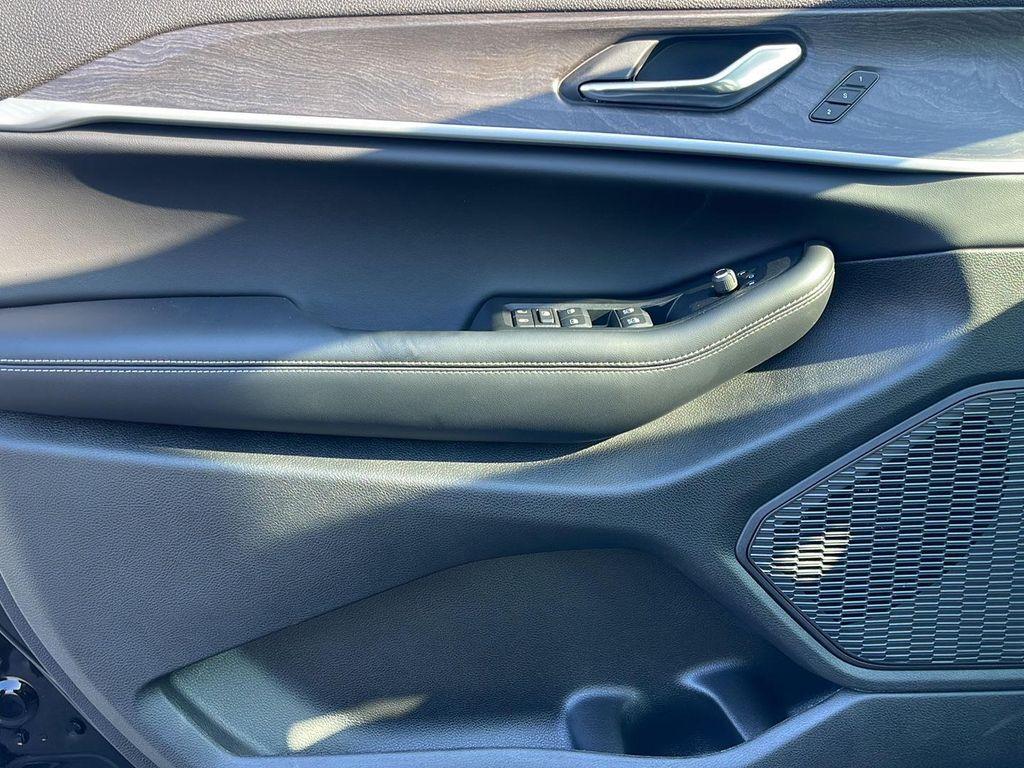 new 2025 Jeep Grand Cherokee car, priced at $41,970