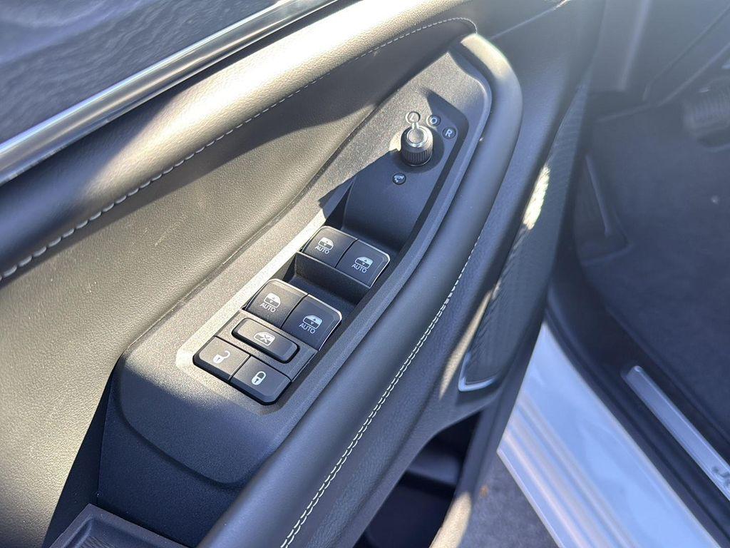 new 2025 Jeep Grand Cherokee car, priced at $55,525