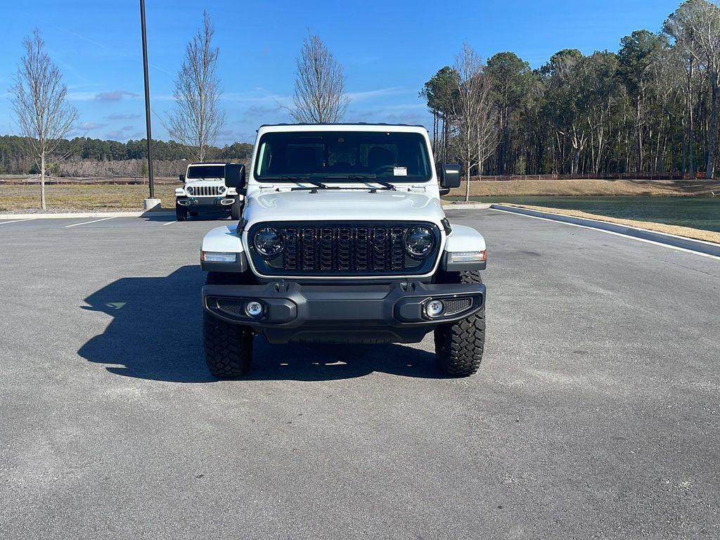 new 2025 Jeep Gladiator car, priced at $40,595