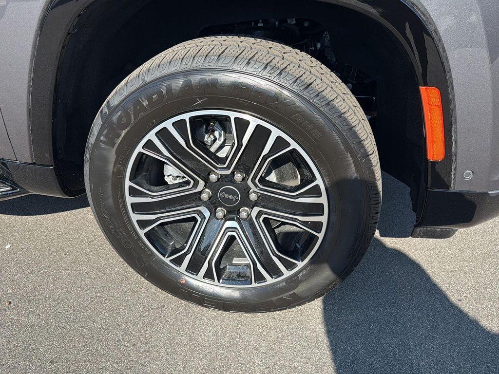 new 2026 Jeep Grand Wagoneer car, priced at $69,755