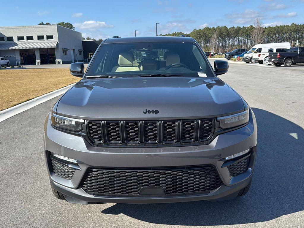 new 2025 Jeep Grand Cherokee car, priced at $44,485