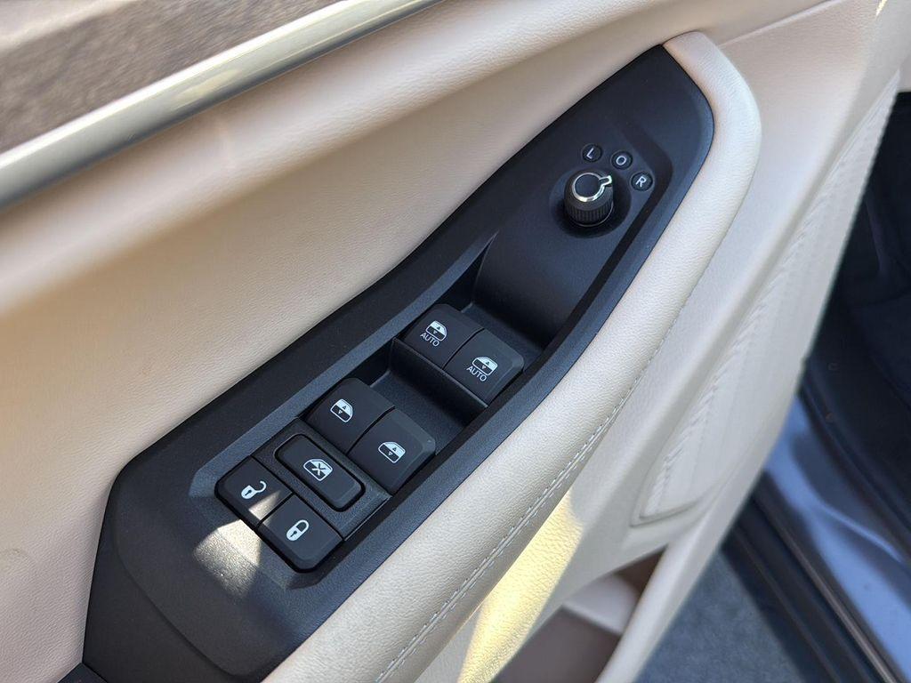 new 2025 Jeep Grand Cherokee car, priced at $44,485