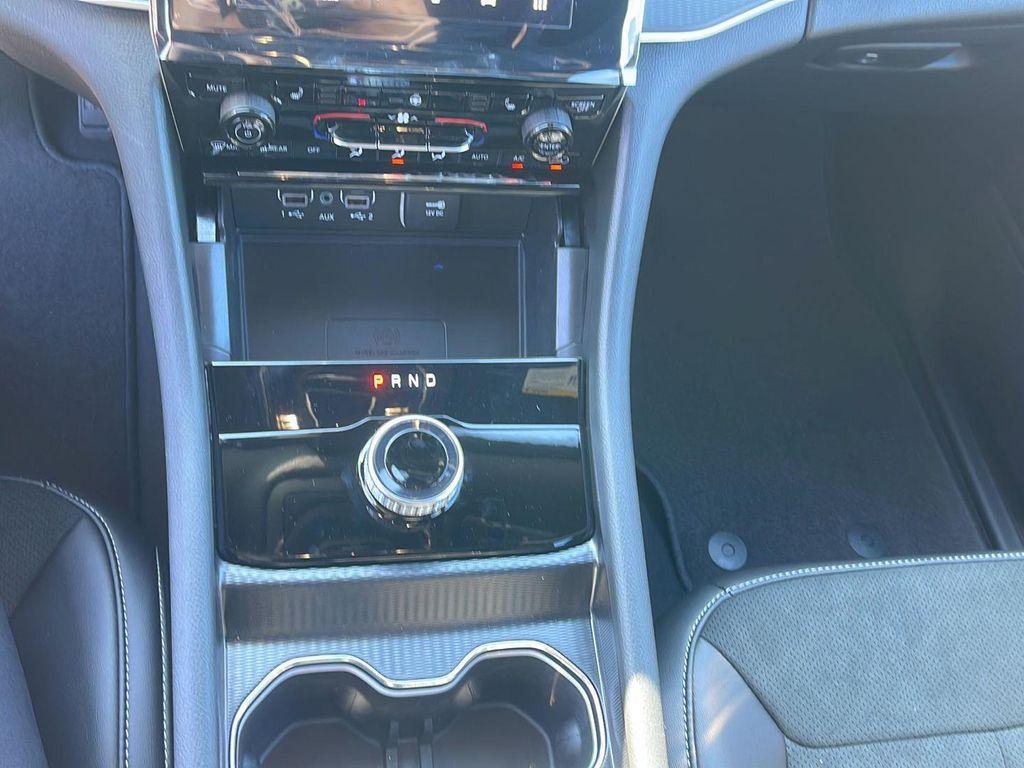 new 2025 Jeep Grand Cherokee car, priced at $36,125