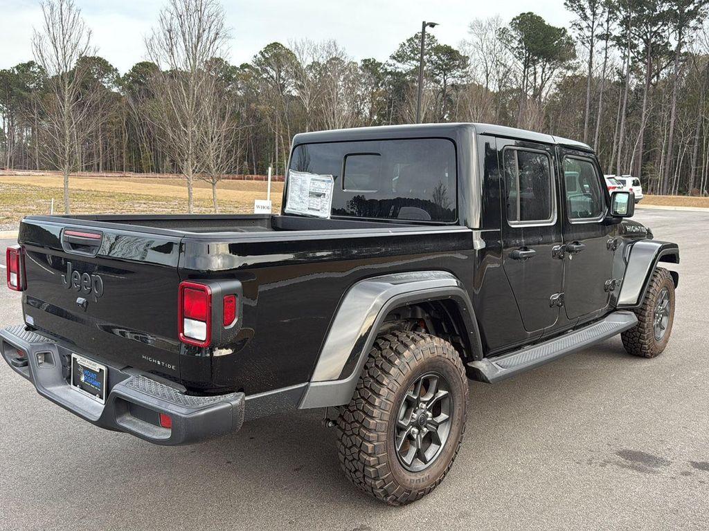 new 2025 Jeep Gladiator car, priced at $42,160