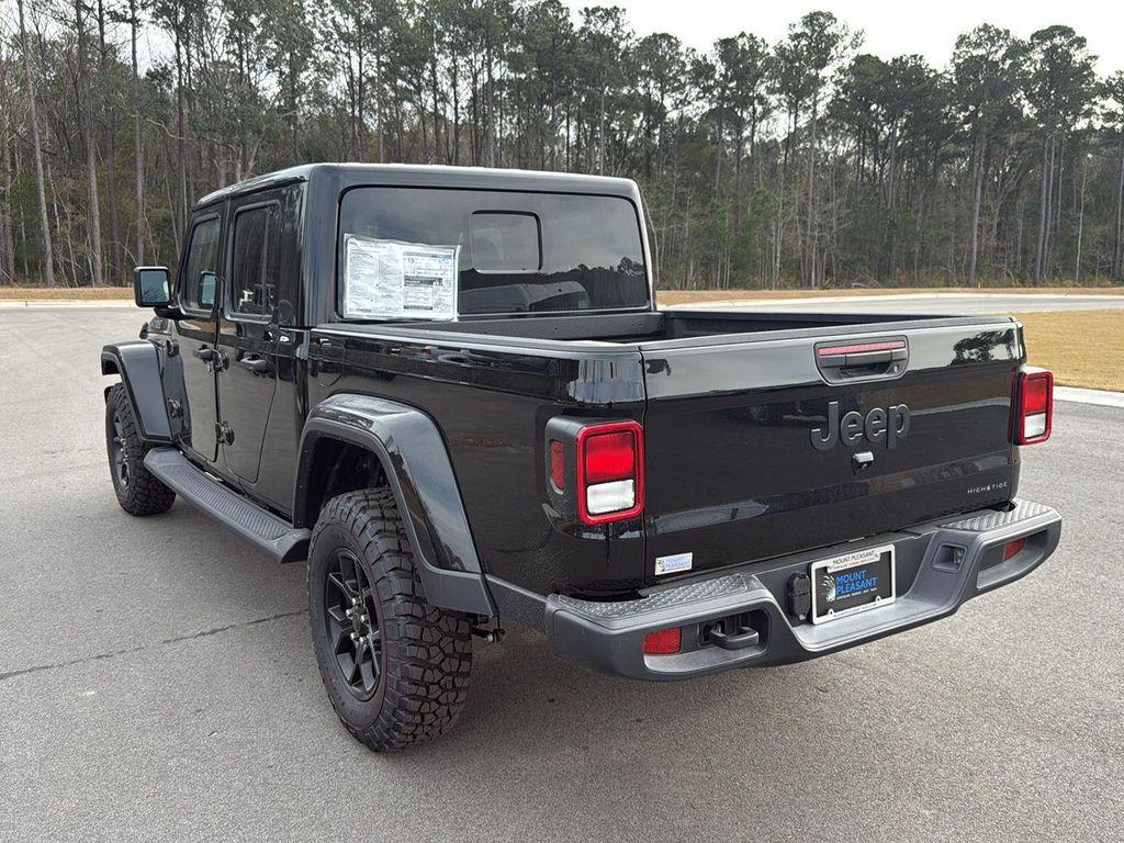 new 2025 Jeep Gladiator car, priced at $42,160