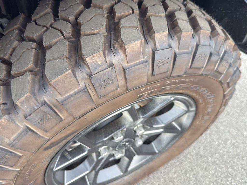 new 2025 Jeep Gladiator car, priced at $42,160