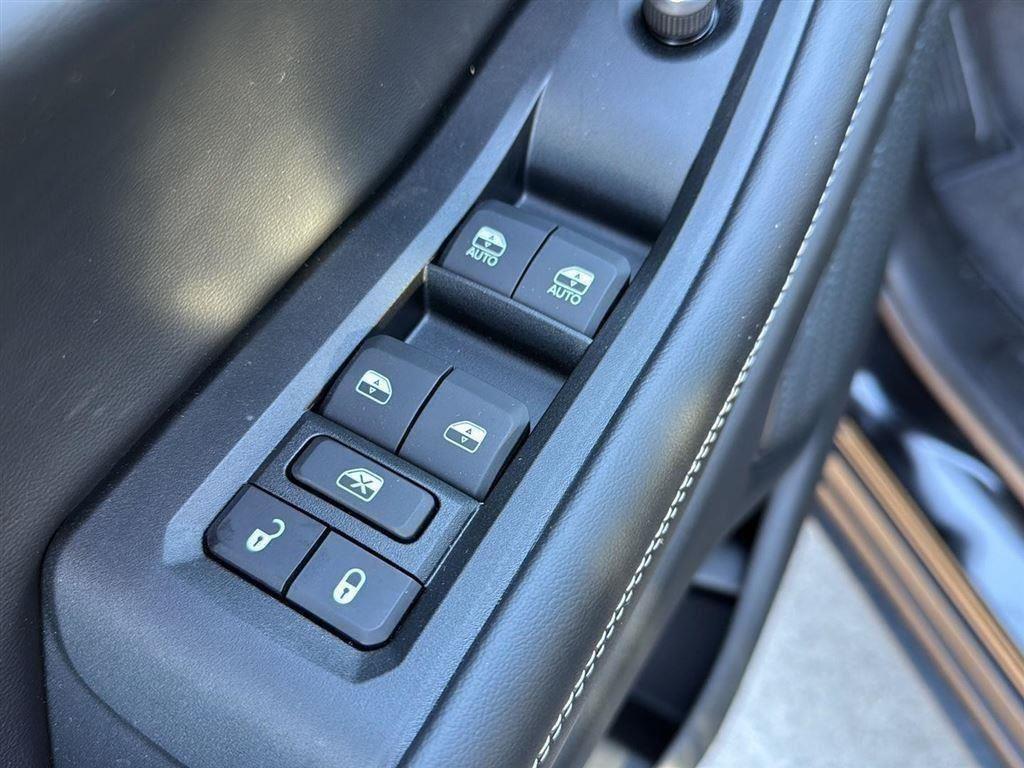 new 2025 Jeep Grand Cherokee car, priced at $38,625