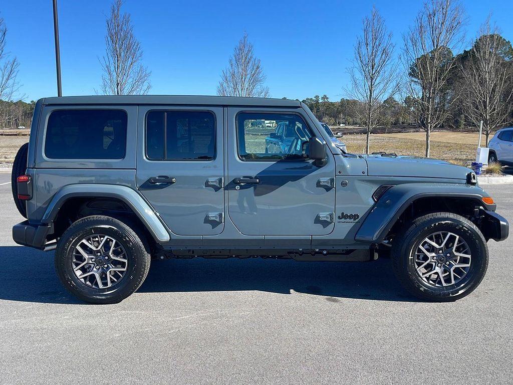 new 2026 Jeep Wrangler car, priced at $51,305