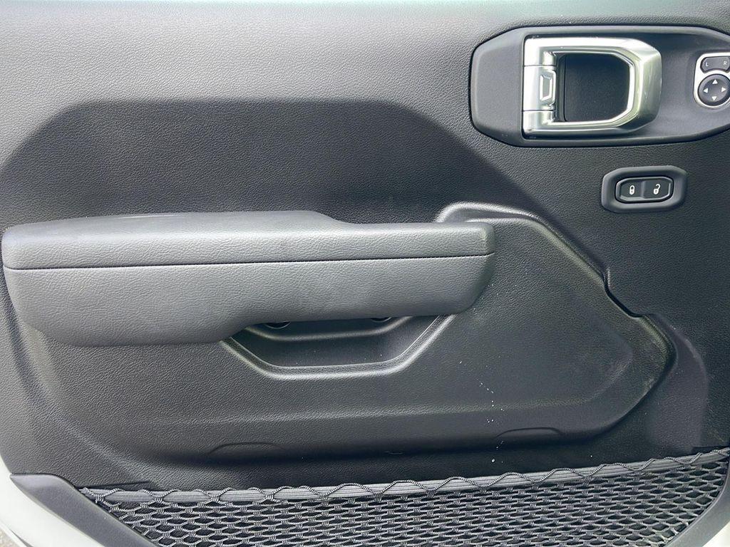 new 2026 Jeep Wrangler car, priced at $47,405