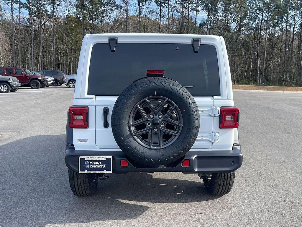 new 2026 Jeep Wrangler car, priced at $47,405