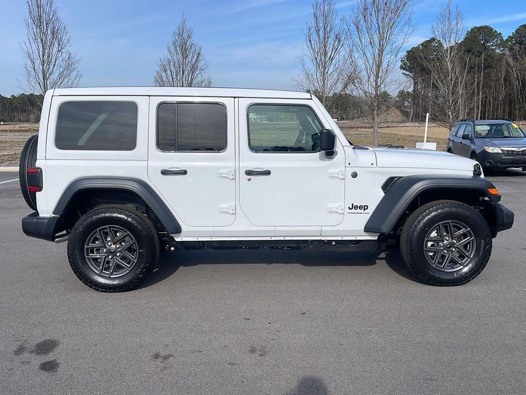new 2026 Jeep Wrangler car, priced at $47,405