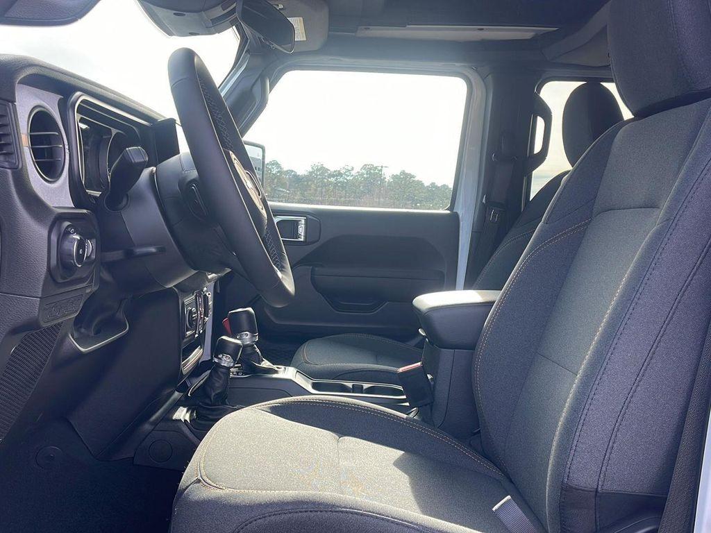 new 2026 Jeep Wrangler car, priced at $47,405