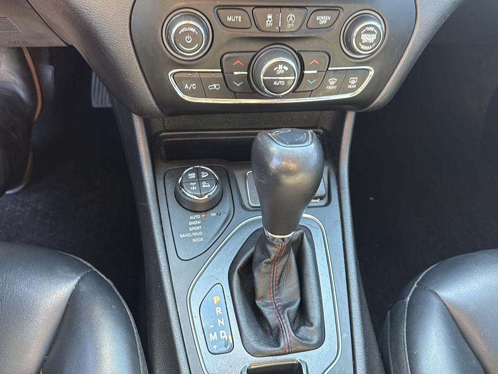 used 2019 Jeep Cherokee car, priced at $13,950