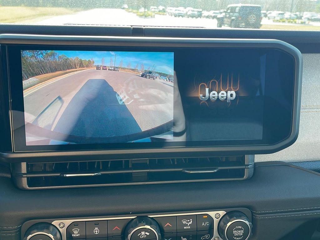 new 2025 Jeep Wrangler car, priced at $46,120