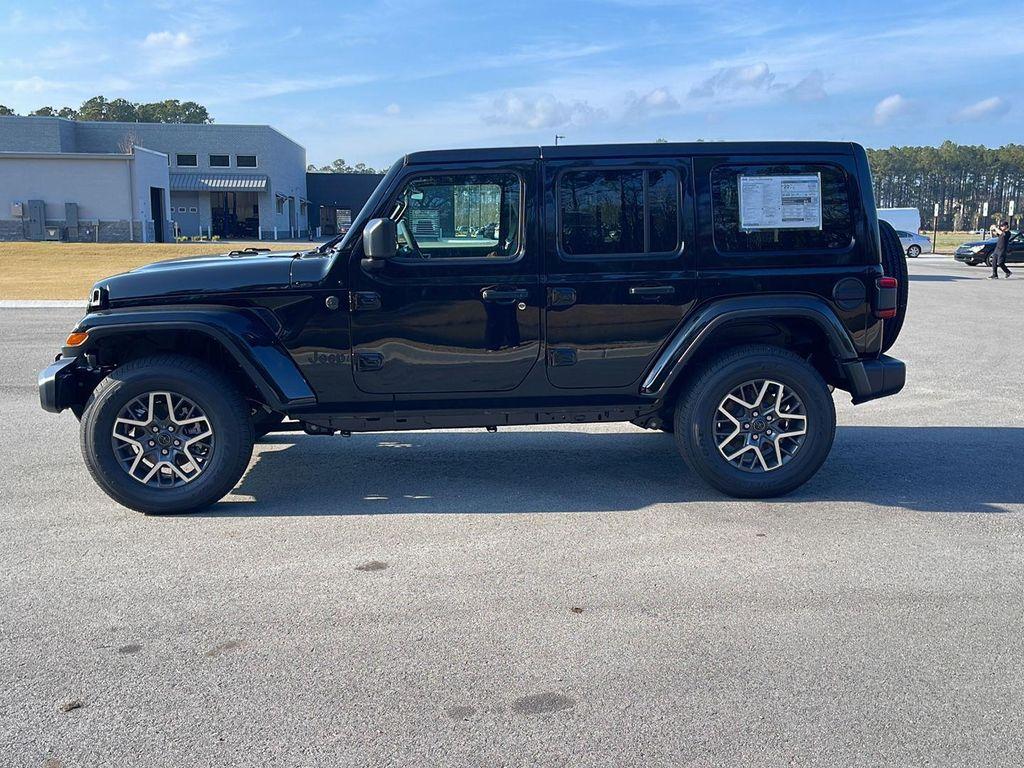 new 2025 Jeep Wrangler car, priced at $46,120