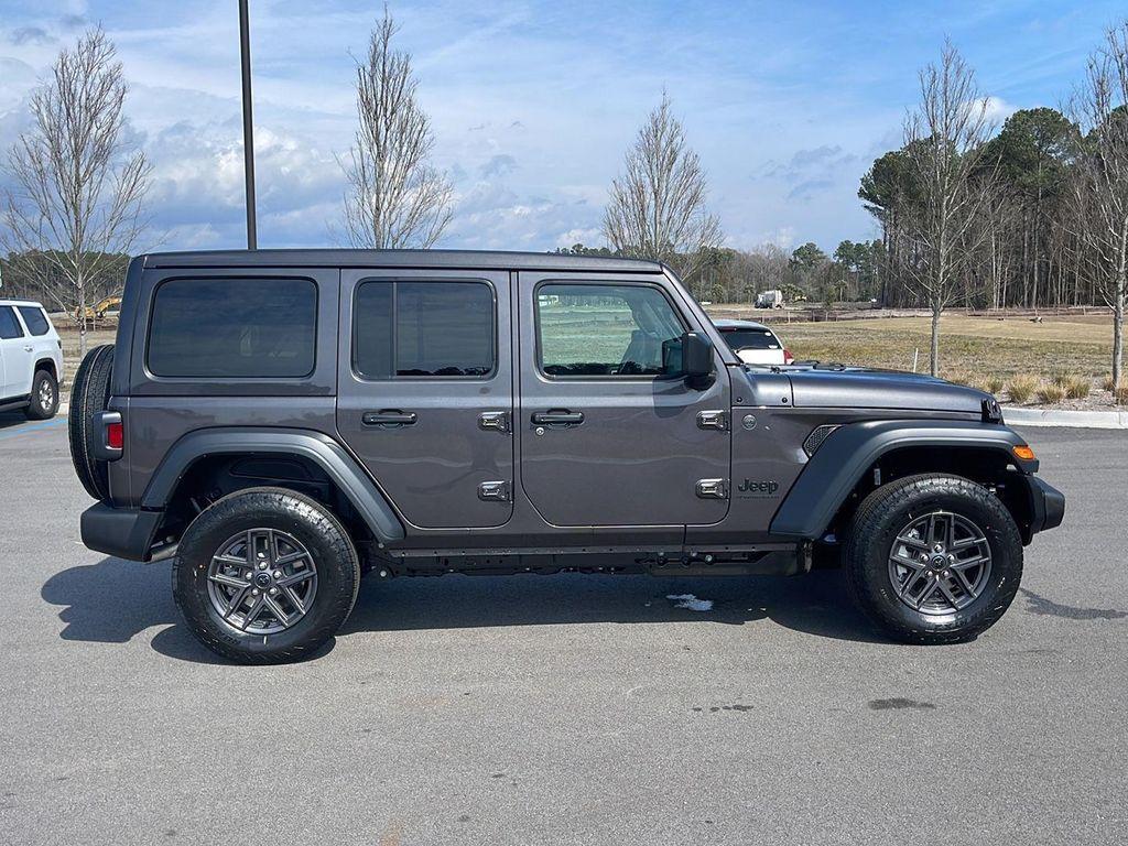 new 2026 Jeep Wrangler car, priced at $45,475