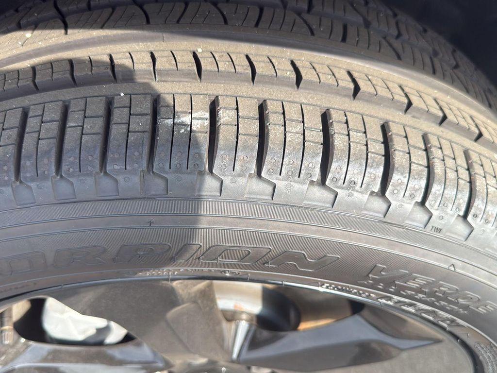 new 2025 Jeep Grand Cherokee car, priced at $39,970