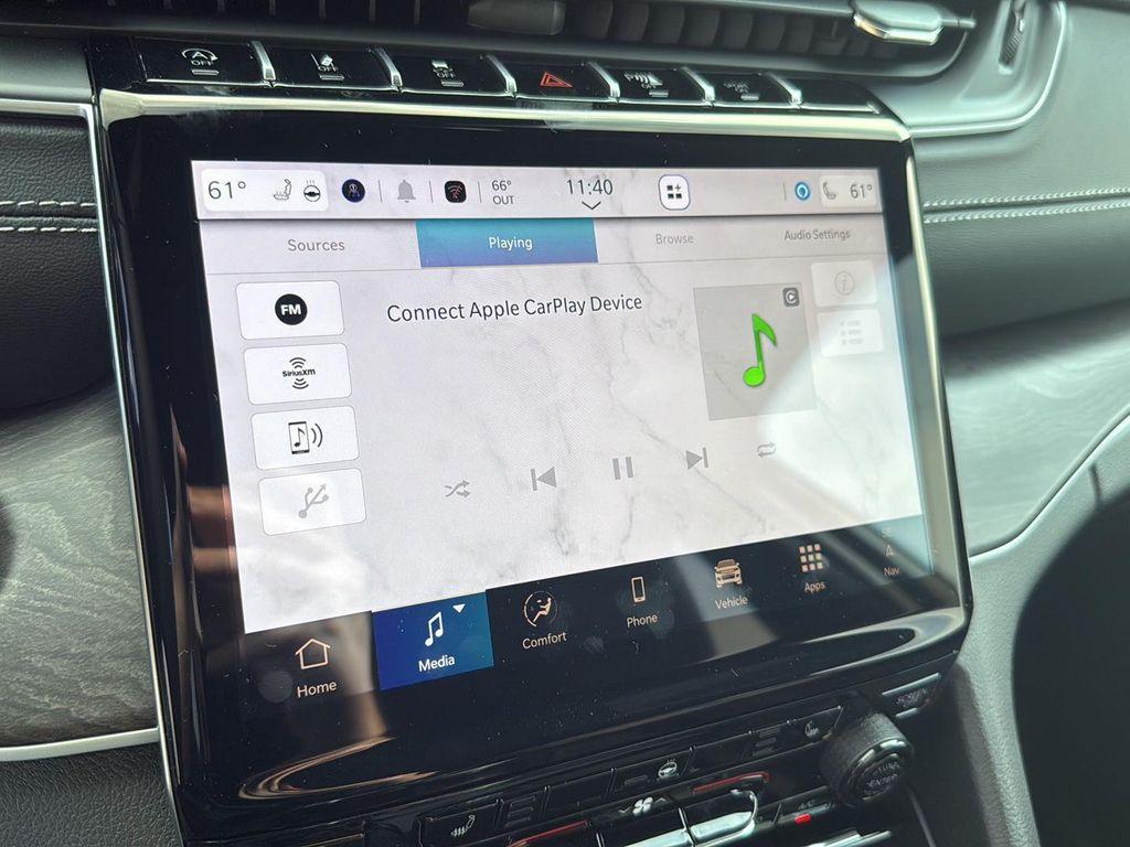 new 2025 Jeep Grand Cherokee car, priced at $39,970