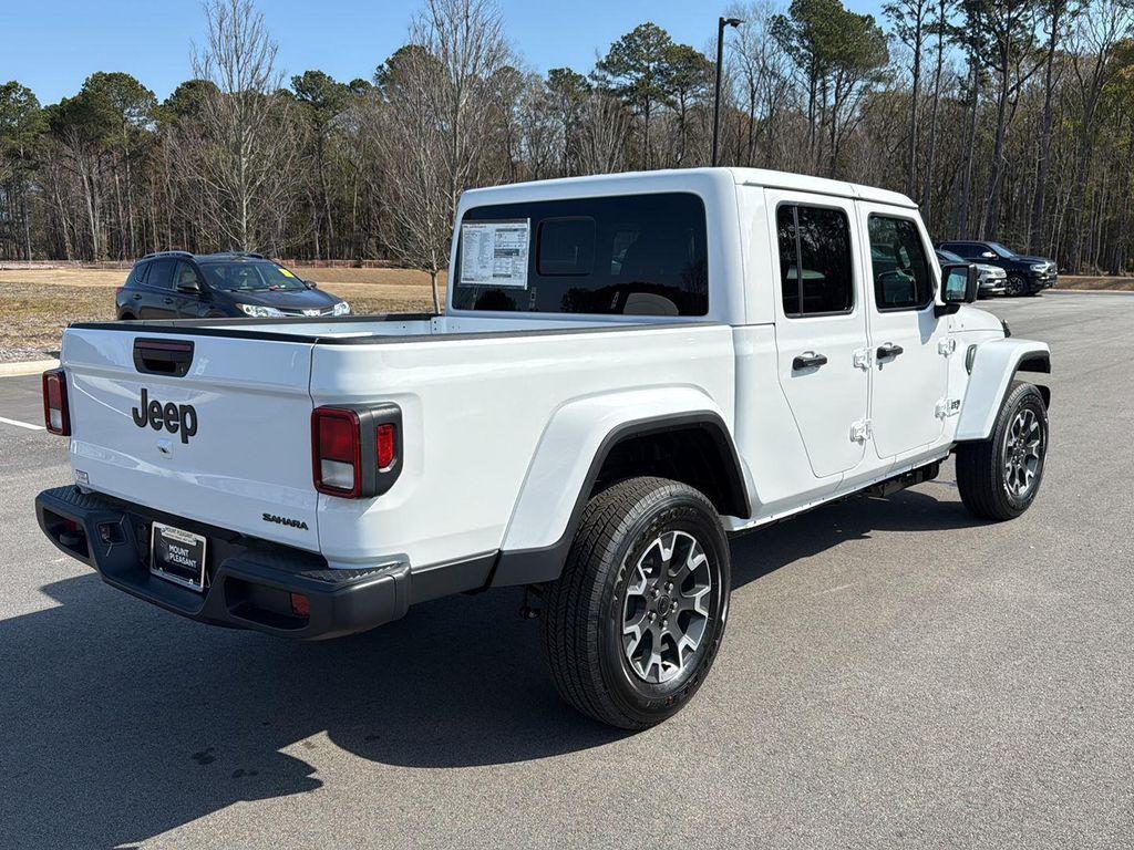 new 2026 Jeep Gladiator car, priced at $47,845