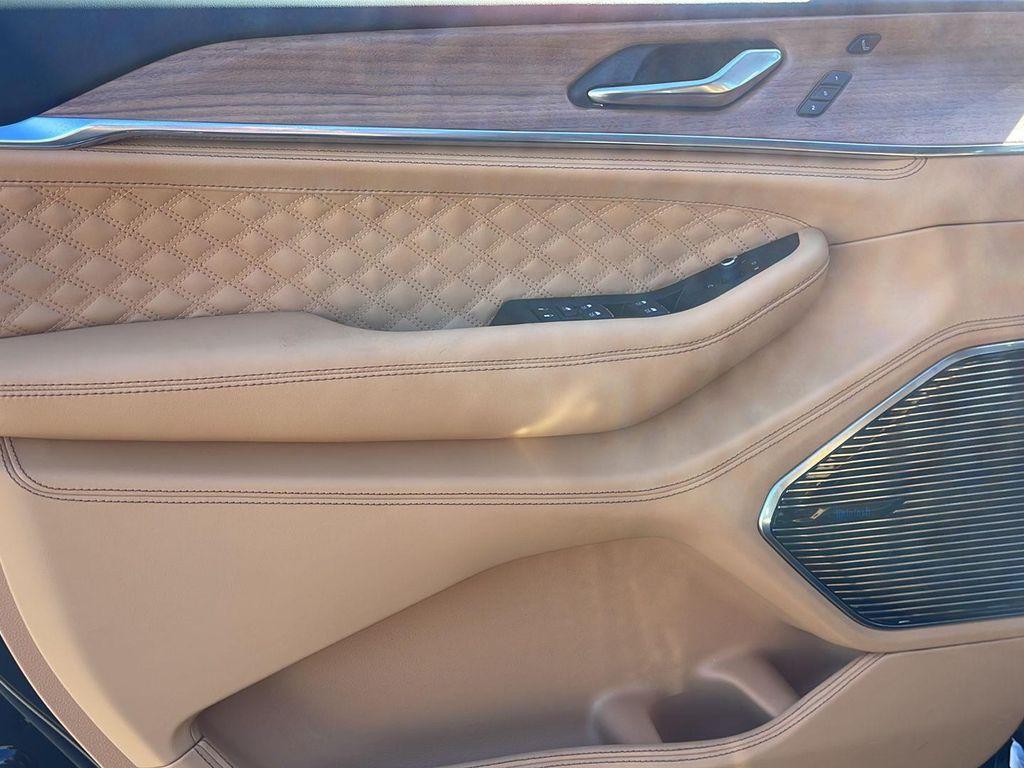 new 2026 Jeep Grand Cherokee car, priced at $62,310