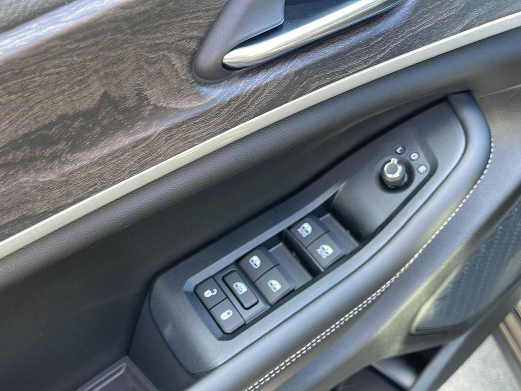 new 2026 Jeep Grand Cherokee car, priced at $47,360