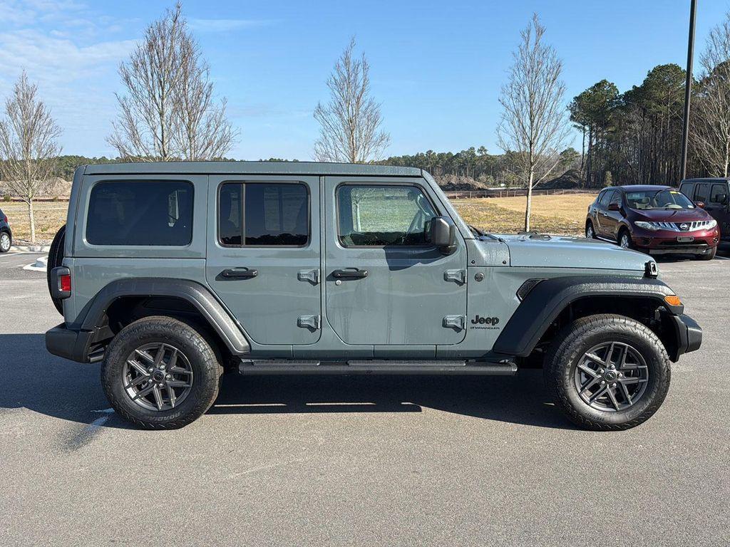 new 2025 Jeep Wrangler car, priced at $41,105