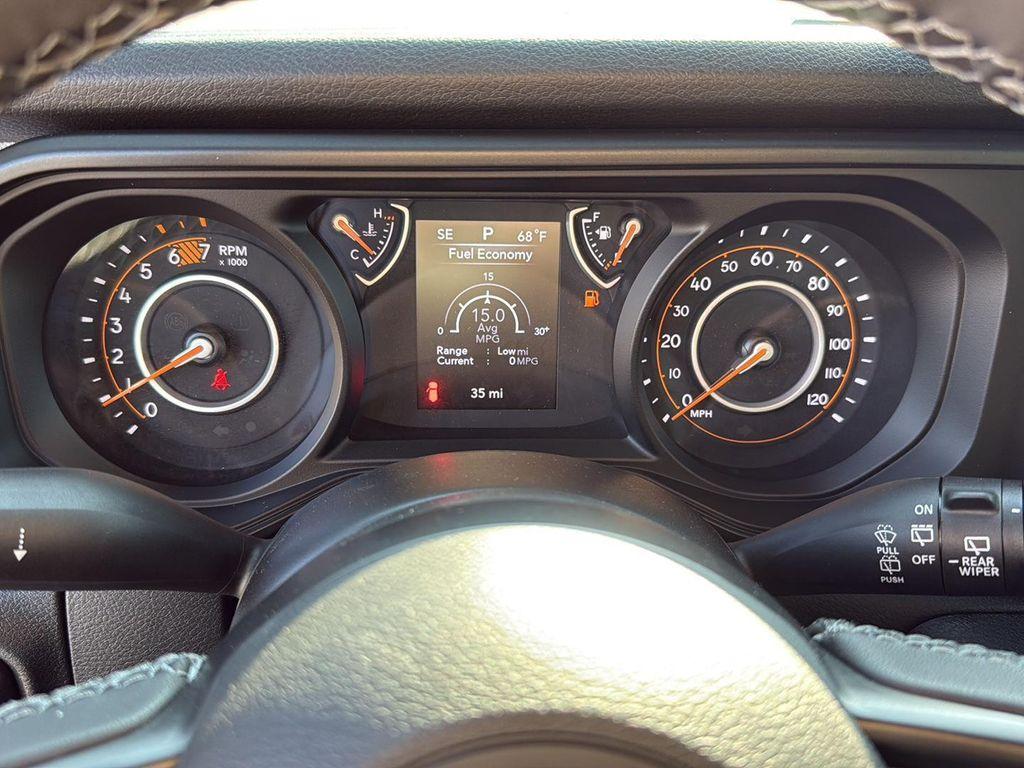 new 2025 Jeep Wrangler car, priced at $41,105