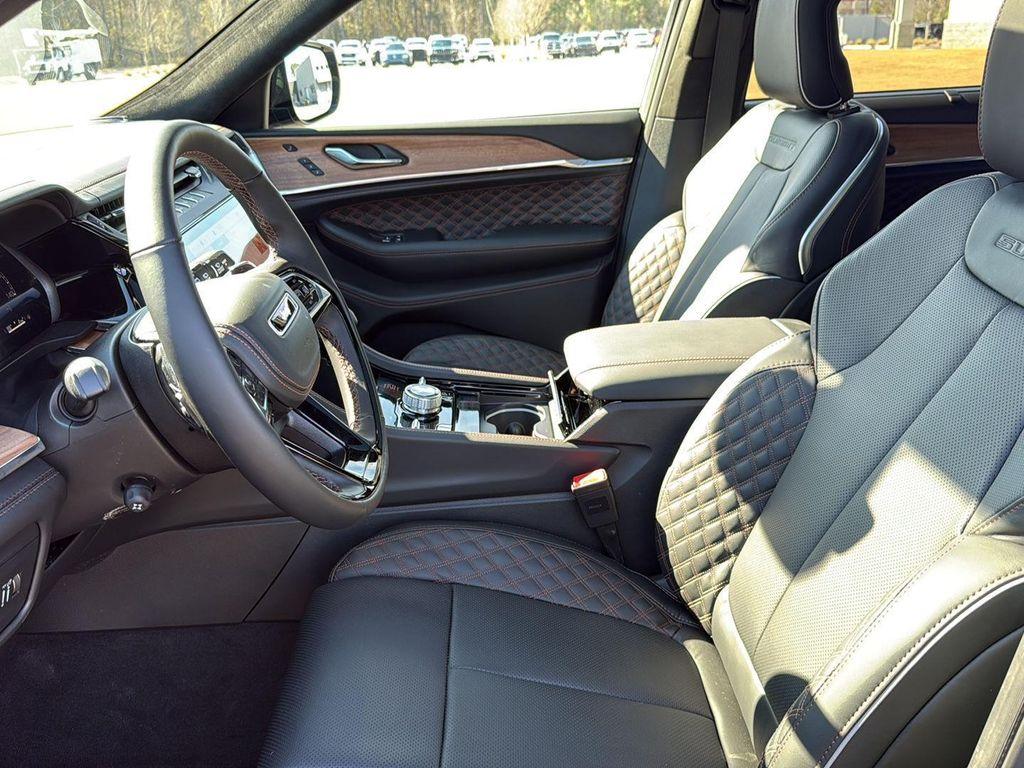 new 2026 Jeep Grand Cherokee L car, priced at $63,810