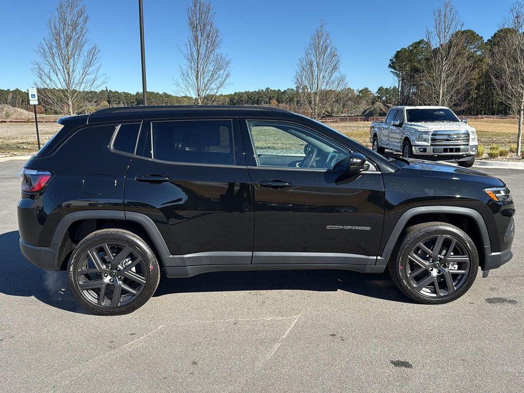 new 2026 Jeep Compass car, priced at $31,305