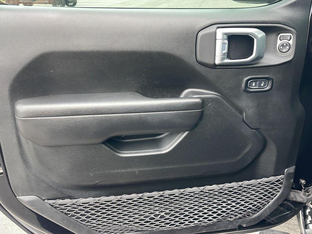 used 2022 Jeep Wrangler Unlimited car, priced at $36,498