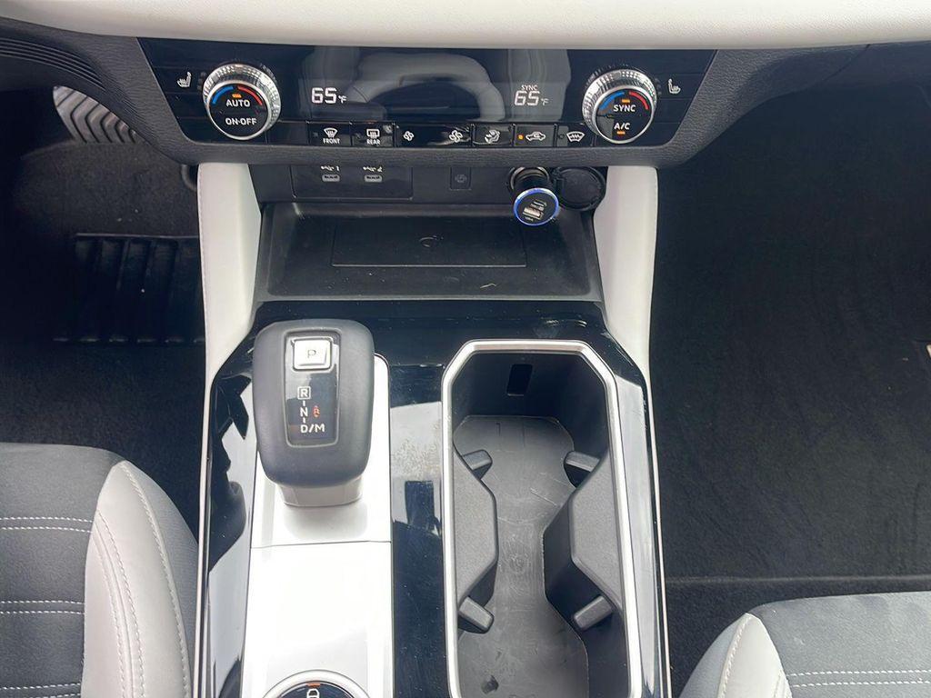 used 2025 Mitsubishi Outlander car, priced at $26,998