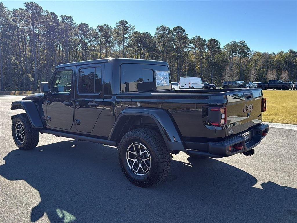 new 2025 Jeep Gladiator car, priced at $52,915
