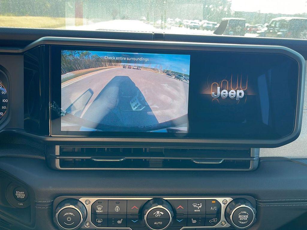 new 2025 Jeep Wrangler car, priced at $46,120