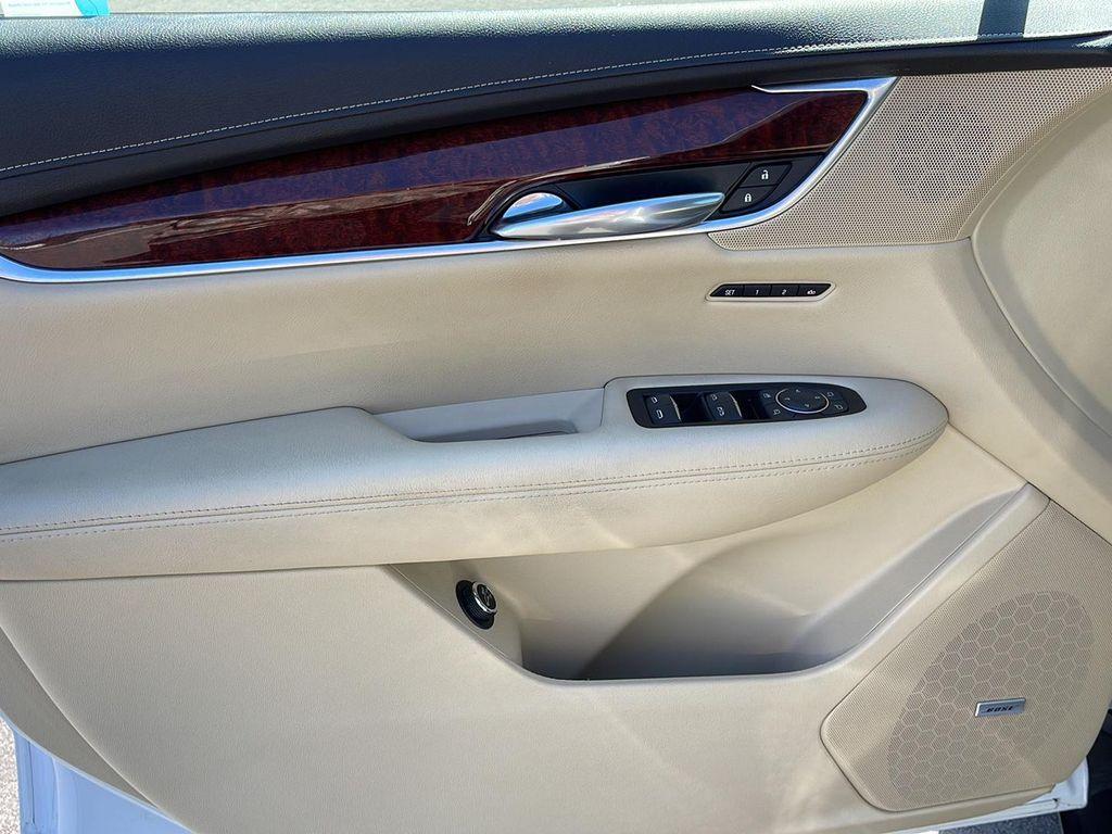 used 2019 Cadillac XT5 car, priced at $23,249