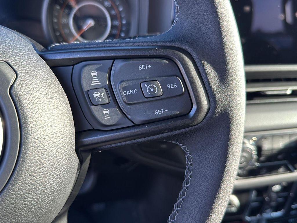 new 2025 Jeep Gladiator car, priced at $50,935