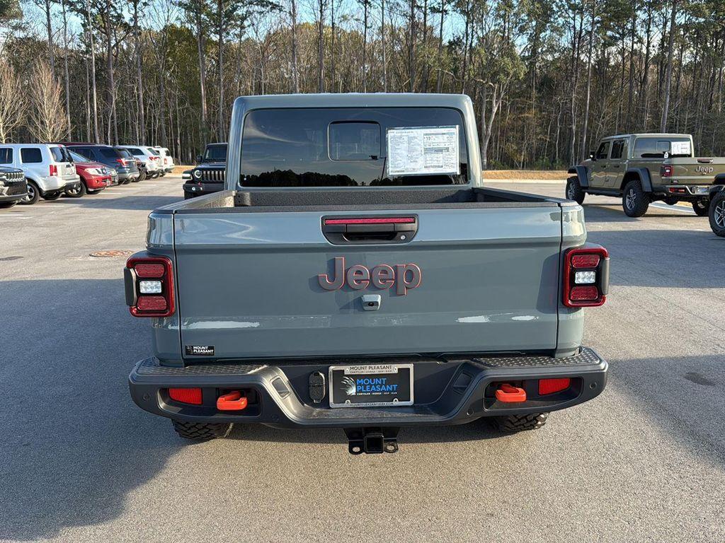 new 2025 Jeep Gladiator car, priced at $50,935