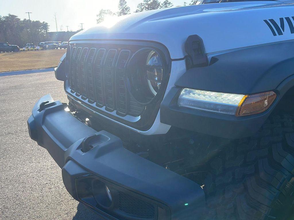 new 2026 Jeep Wrangler car, priced at $48,215