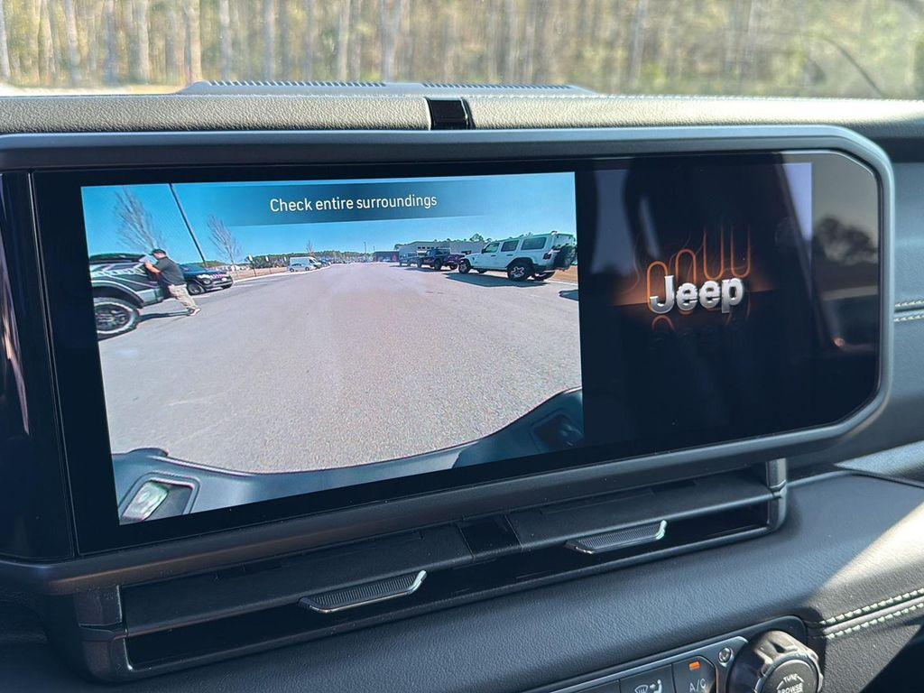 new 2026 Jeep Gladiator car, priced at $51,030